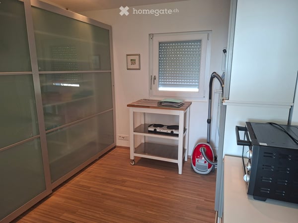 Charmante, möblierte 2.5-Zimmerwohnung Nähe Flughafen 10