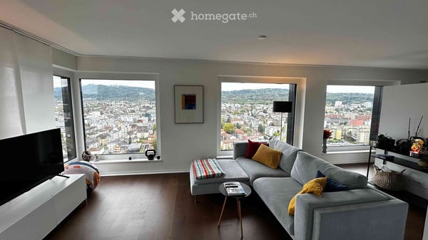 Wunderschöne, sehr helle Wohnung mit Blick im 21. Stock in Altstetten