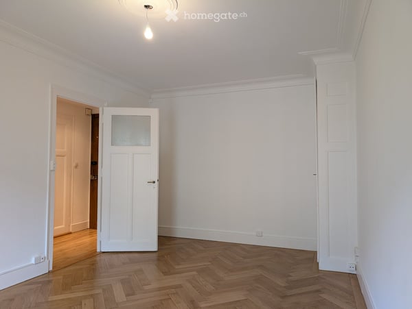 Appartement de charme avec balcon – Genève Servette 3