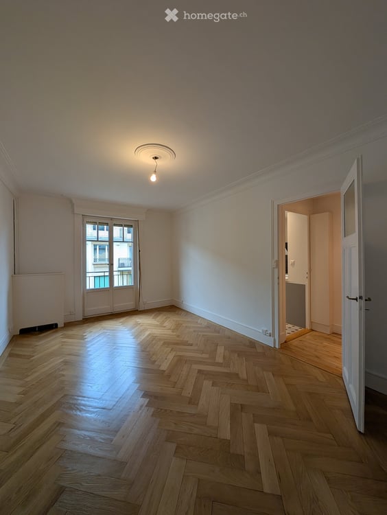 Appartement de charme avec balcon – Genève Servette 2