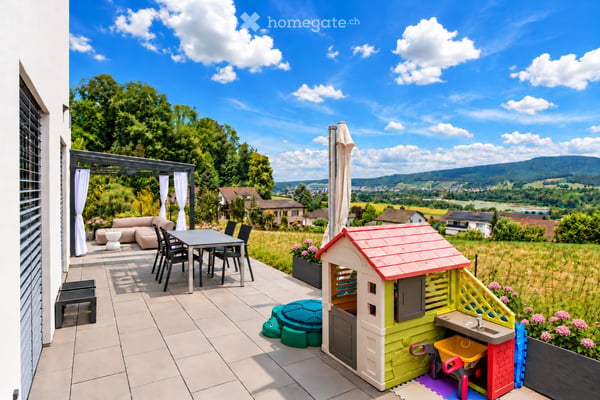 Architektur trifft Weitsicht – 5.5-Zimmer-Einfamilienhaus mit Garten, Atrium und Dachterrasse 19