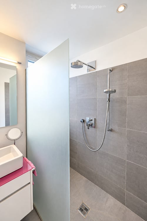 Architektur trifft Weitsicht – 5.5-Zimmer-Einfamilienhaus mit Garten, Atrium und Dachterrasse 9