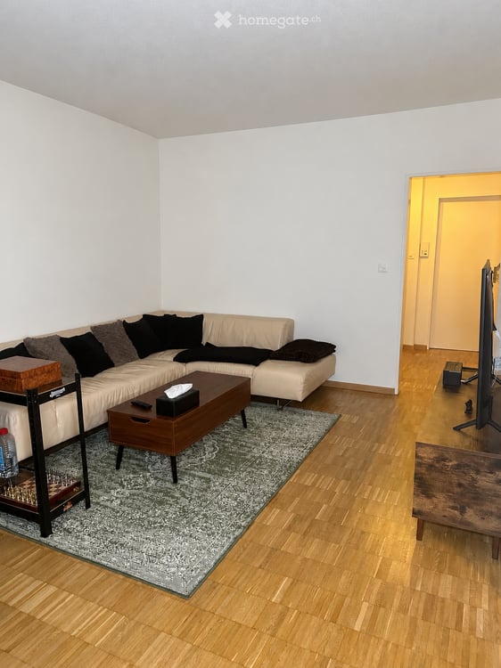 Helle 2.5-Zimmer-Wohnung mit 2 Balkonen in Zürich-Leimbach 5
