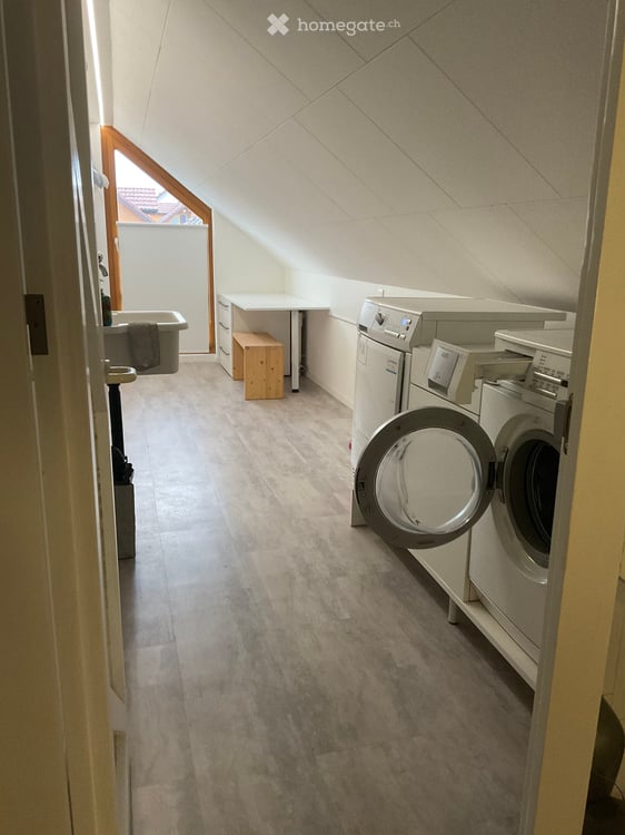 Charmante 4.5-Zimmer-Maisonette-Wohnung mit Hobbyraum im Dorfkern von Sins 19