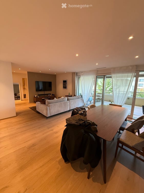 Hochwertige 3.5-Zimmer-Wohnung in ruhiger Lage in Zürich-Witikon 4
