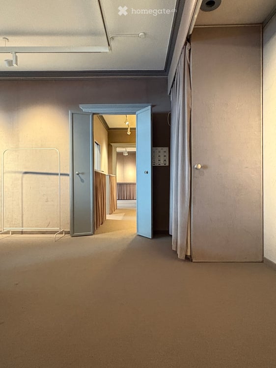 Zwischennutzung: Repräsentative Büro-|Galerieräume an der oberen Bahnhofstrasse in Zürich 5