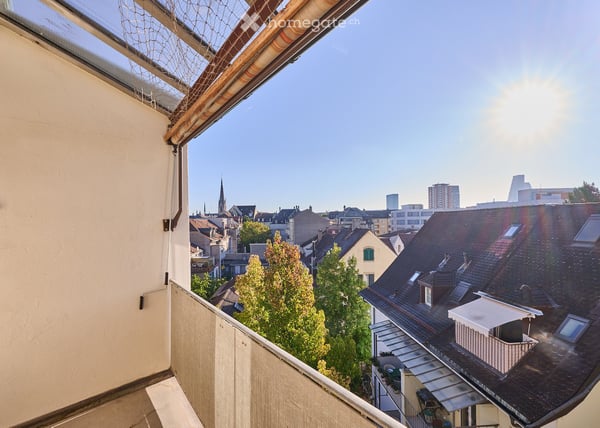 Sonnige 3 1/2 Zi Wg im 4. Stock 14