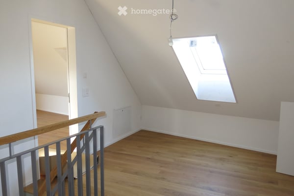 Grosswohnung mit viel Licht in Nänikon bei Uster 12