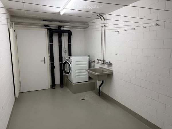 Wohnen und Wohlfühlen – zentral, modern, hell und komfortabel mit grossem Balkon 18