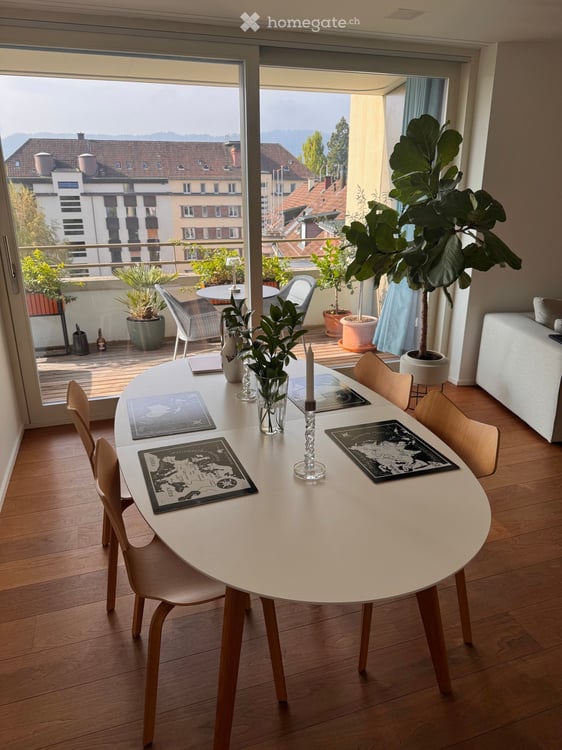 4-Month Sublet in 2027 | Seefeld, Zürich | Furnished 2,5 Room Apartment with Balcony |