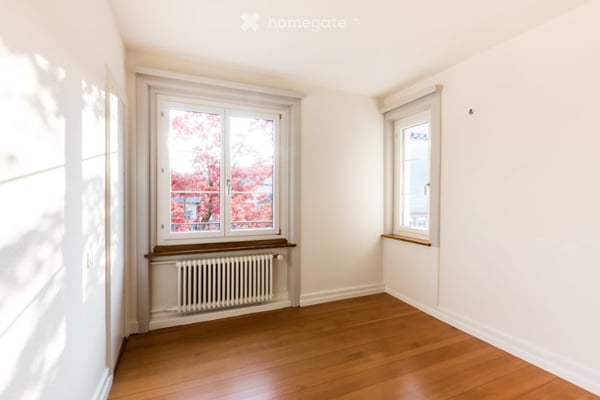 Geschmacksvolle 4 1/2 Zimmer Wohnung in Bahnhofsnähe 3