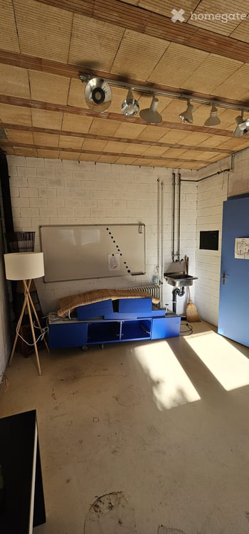 Ladenlokal/Büro/Praxis/Atelier/Gewerberaum im Zentrum von Glarus 10