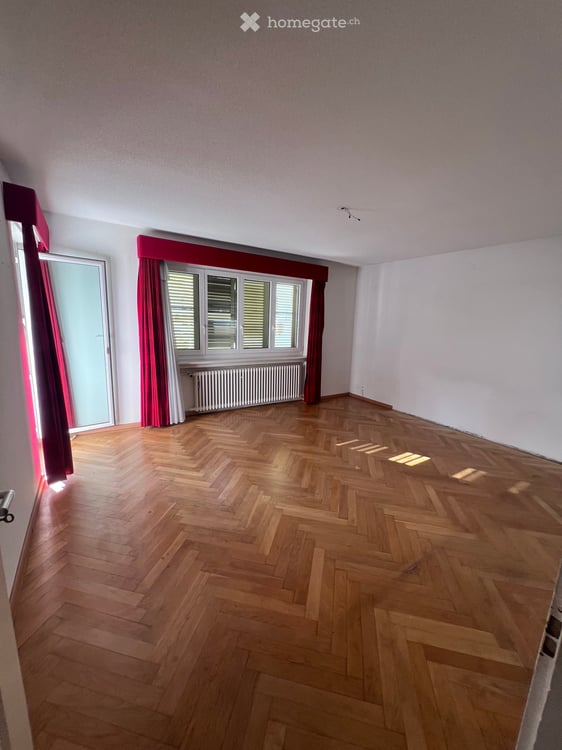 Grosszügige 4½-Zimmerwohnung mit Garten in Visp – viel Platz und Potenzial 5