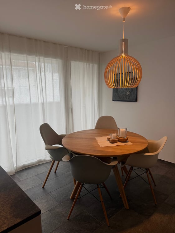 Hochwertig möblierte 3.5-Zimmer-Wohnung mit See- und Bergsicht 13