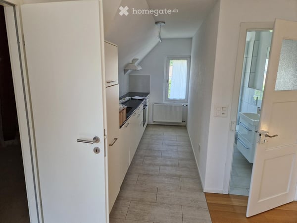 Dachwohnung an super Lage 8