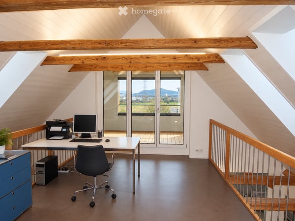 Exklusive 4½-Zimmer-Maisonettewohnung mit Galerie und zwei Loggien 4