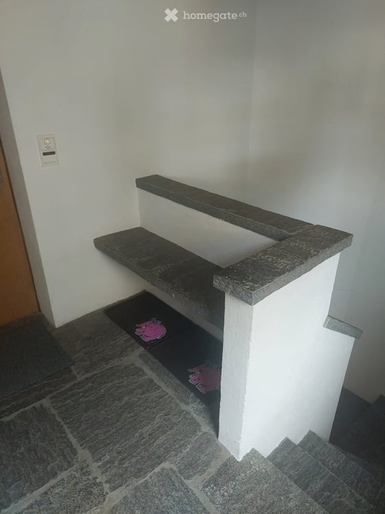 Dachwohnung Andiast 5