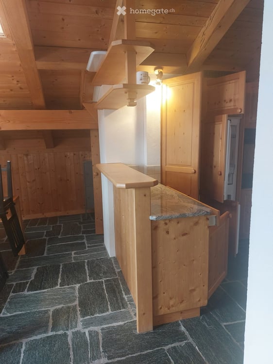 Dachwohnung Andiast 8