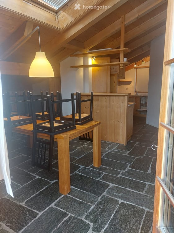 Dachwohnung Andiast 10