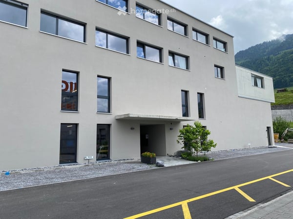 Geschäftshaus in Reichenburg 5