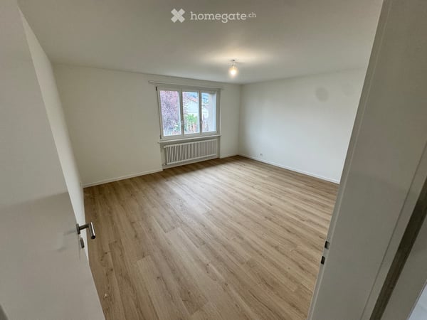 Erstvermietung nach umfassender Sanierung - Reiheneinfamilienhaus in Reinach BL 7