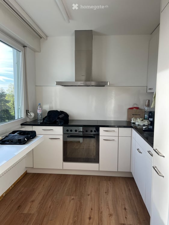 Helle Wohnung in zentraler Lage mit toller Aussicht 3