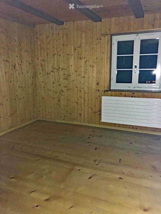 Grosszügige 6.5-Zimmer-Maisonette-Wohnung in umgebauten Bauherrnhaus in Volken 19