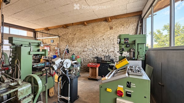 Bauernhaus mit Werkstatt in Boniswil 10