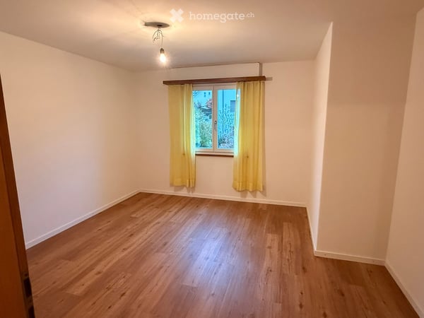 Grosszügiges Reiheneinfamilienhaus mit Garten an familienfreundlicher Lage 9