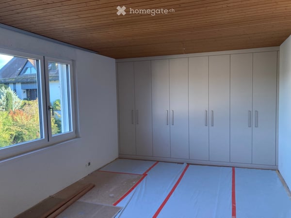 freistehendes Einfamilienhaus mit Naturgarten in Uerikon 8