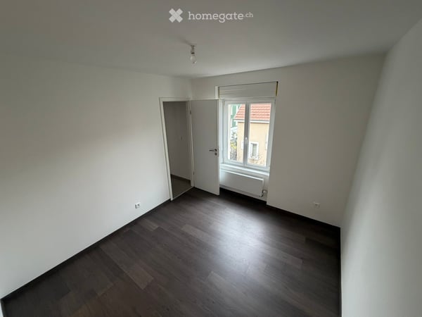 Duplex 101 m² | Altbau 1930 | Terrasse | 5 Min. bis Basel 7
