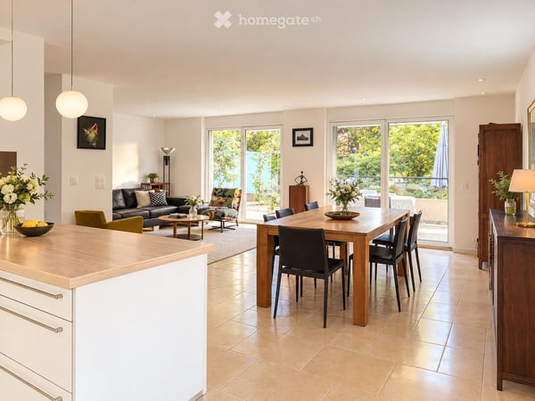 Semi-detached villa with large private garden and mountain view 4