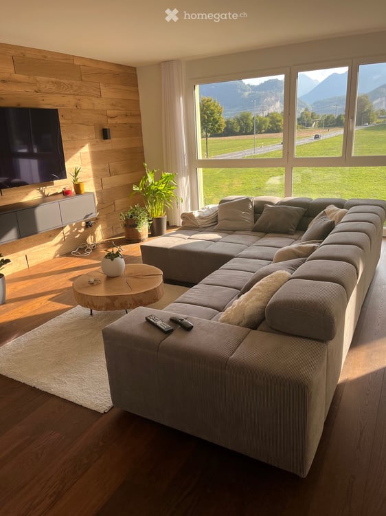 Moderne und grosszügige 4.5 Wohnung mit fantastischer Weitsicht