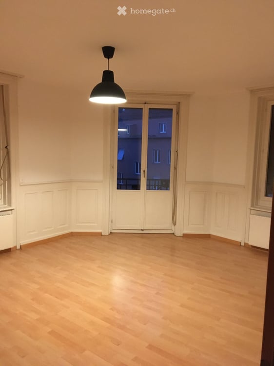 Grosszügige 4.5-Zimmer-Wohnung an der Manesseplatz !! Einmalige Gelegenheit !! 7