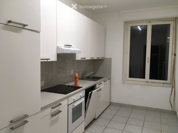 Grosszügige 4.5-Zimmer-Wohnung an der Manesseplatz !! Einmalige Gelegenheit !! 9