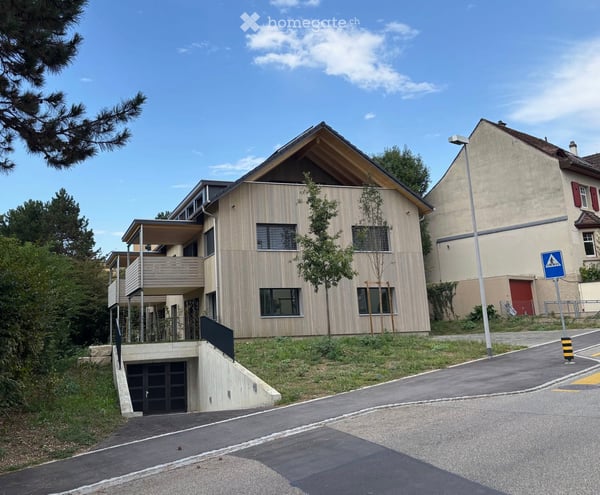 3.5-Zi.-Wohnung in Holzbau-Wohlfühlhaus an zentraler Lage in Binningen 2