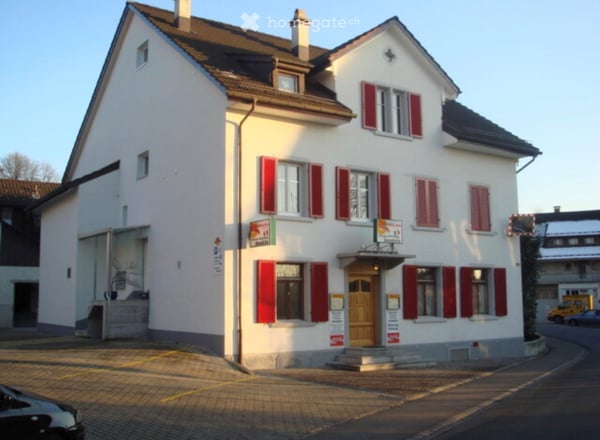 Restaurant an Passantenlage im Dorfkern Hinwil