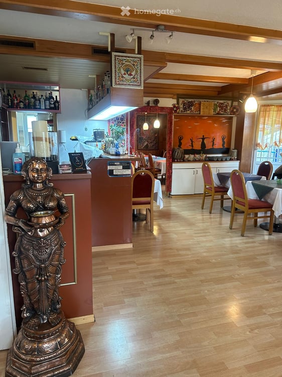 Restaurant an Passantenlage im Dorfkern Hinwil 2