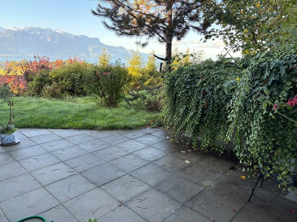 Single house in St-Légier-La Chiésaz 2