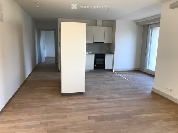 Im Zentrum von Altstetten - lichtdurchflutete 3.5-Zimmerwohnung mit Balkon zu vermieten 4