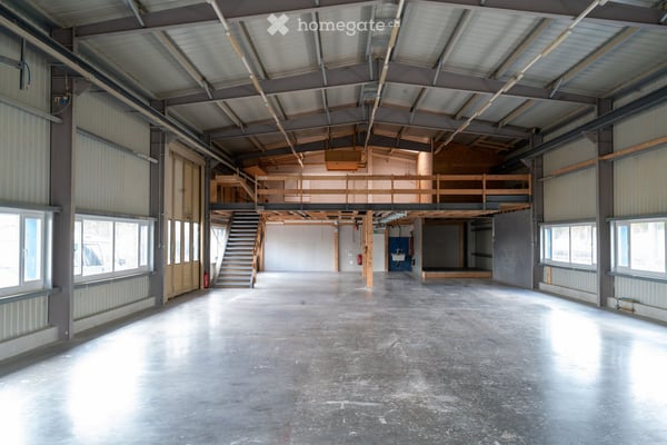 Gewerbehalle 735 m² mit über 1'500 m² Aussenfläche in Dietlikon / befristet bis Q3/28 7