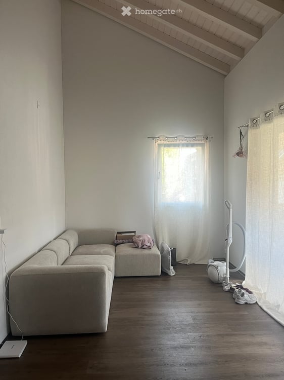 2 Zimmer Wohnung im 1. OG 2