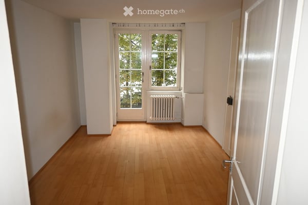 BEFRISTET: Charmante 4-Zi-Wohnung im Hochparterre mit eigener Terrasse mitten im Zürcher Seefeld 4