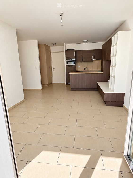 Charmant 2.5 pièces récent avec joli balcon à Martigny 4