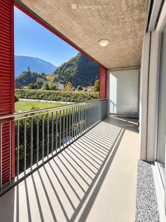 Charmant 2.5 pièces récent avec joli balcon à Martigny 1