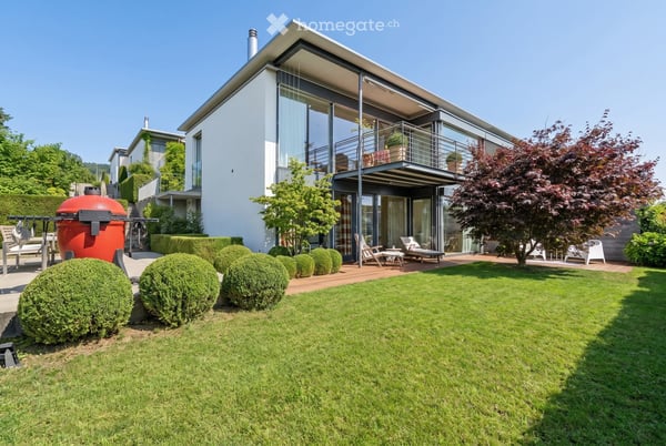 Hier liegt der Zugersee zu Füssen - 5.5-Zimmer-Einfamilienhaus mit spektakulärer See- und Bergsicht