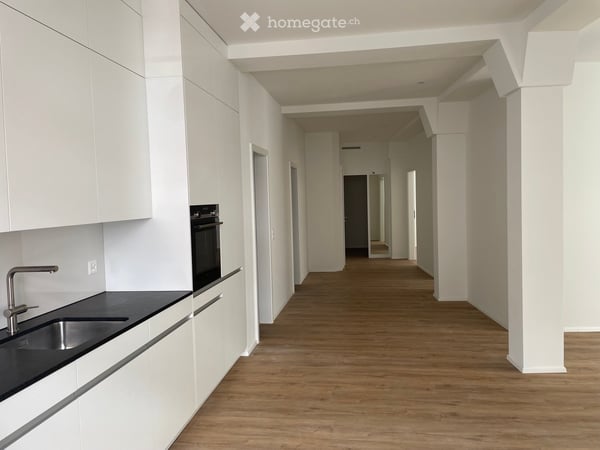 Lichtdurchflutete, loftartige 3.5-Zimmer-Wohnung im Zürcher Seefeld 3