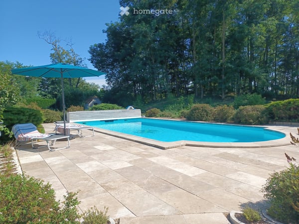 Maison de caractère avec piscine à Bouhans – 6 pièces, 225 m² sur 1,4 ha 2