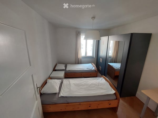 Helle möblierte 2.5 Zimmer Wohnung nähe Sihlcity 7