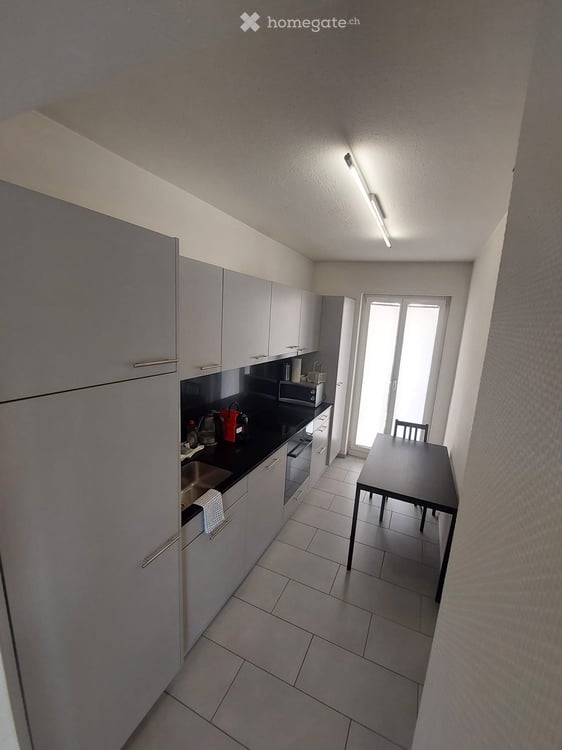 Helle möblierte 2.5 Zimmer Wohnung nähe Sihlcity 8